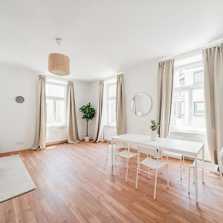 Central Appartment Wien Ngoại thất bức ảnh